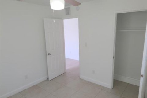 Casa en venta en Fort Lauderdale, Florida, 3 dormitorios, 112.04 m2 № 2245543 - foto 10