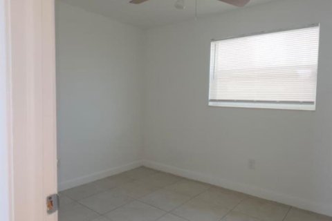 Casa en venta en Fort Lauderdale, Florida, 3 dormitorios, 112.04 m2 № 2245543 - foto 15