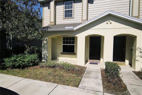 Townhouse in MAGNOLIA PARK in Riverview, Florida 2 bedrooms, 118.91 sq.m. № 2230054 - photo 3