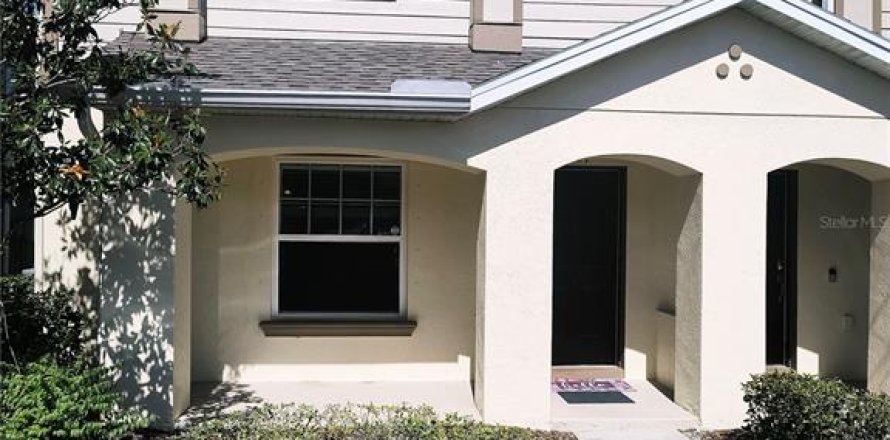 Townhouse in MAGNOLIA PARK in Riverview, Florida 2 bedrooms, 118.91 sq.m. № 2230054