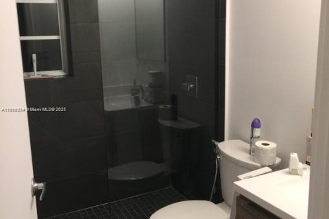 Condo in Miami Beach, Florida, 1 bedroom  № 1978303 - photo 5