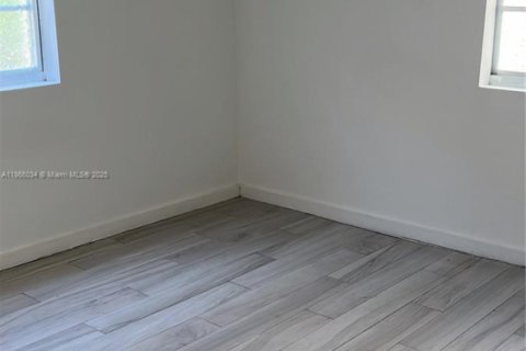 Condo in Miami Beach, Florida, 1 bedroom  № 1978303 - photo 7