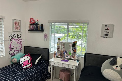 Copropriété à louer à Hallandale Beach, Floride: 2 chambres, 74.97 m2 № 2089423 - photo 6