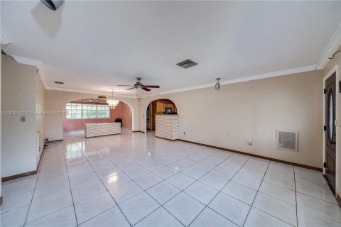 Купить виллу или дом в Холливуд, Флорида 3 спальни, 160.44м2, № 1940064 - фото 14