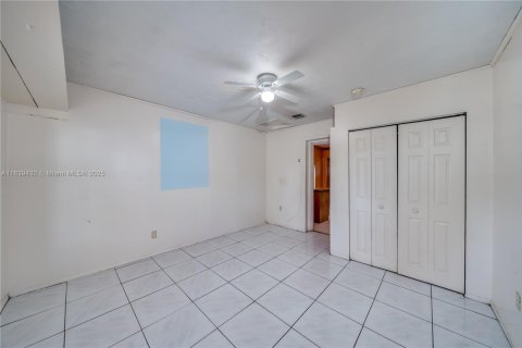 Купить виллу или дом в Холливуд, Флорида 3 спальни, 160.44м2, № 1940064 - фото 23