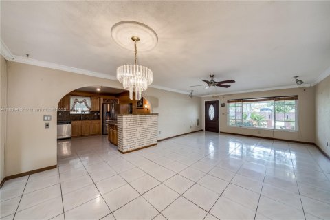 Купить виллу или дом в Холливуд, Флорида 3 спальни, 160.44м2, № 1940064 - фото 24