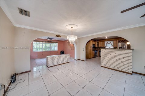 Купить виллу или дом в Холливуд, Флорида 3 спальни, 160.44м2, № 1940064 - фото 18