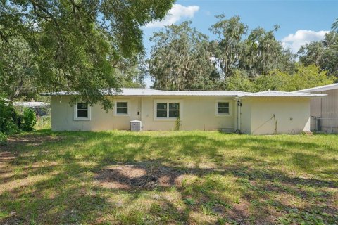 House in Palatka, Florida 3 bedrooms, 114.46 sq.m. № 1894341 - photo 14