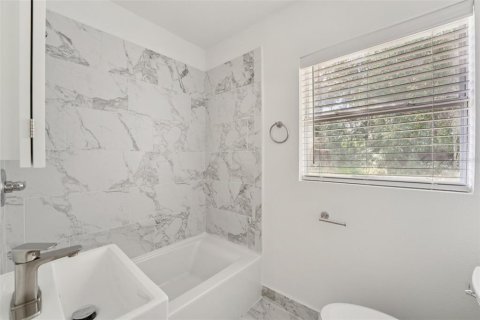 House in Palatka, Florida 3 bedrooms, 114.46 sq.m. № 1894341 - photo 13