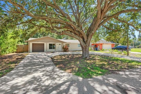Villa ou maison à Sarasota, Floride 3 chambres, 96.53 m2 № 2314574