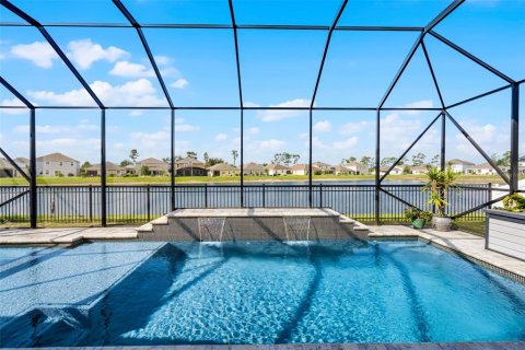 House in DeLand, Florida 3 bedrooms, 175.4 sq.m. № 2349726