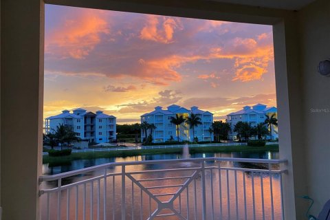 Condo in Bradenton, Florida, 2 bedrooms  № 1806899 - photo 21