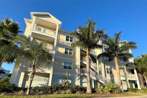 Condo in Bradenton, Florida, 2 bedrooms  № 1806899 - photo 1