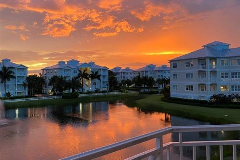 Condo in Bradenton, Florida, 2 bedrooms  № 1806899 - photo 23