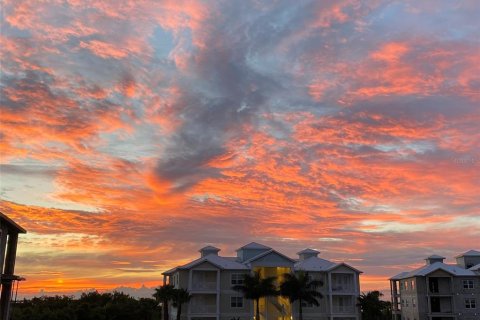 Condo in Bradenton, Florida, 2 bedrooms  № 1806899 - photo 24