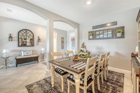 House in Bradenton, Florida 4 bedrooms, 208.01 sq.m. № 2208763 - photo 7