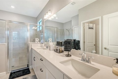 House in Bradenton, Florida 4 bedrooms, 208.01 sq.m. № 2208763 - photo 10
