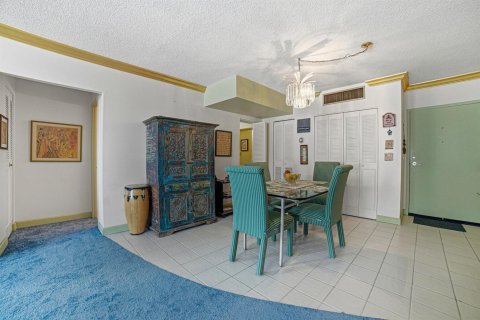Condominio en alquiler en Palm Beach, Florida, 1 dormitorio, 93.65 m2 № 2084149 - foto 13
