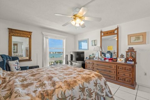 Condominio en venta en Saint Pete Beach, Florida, 2 dormitorios, 124.49 m2 № 1567496 - foto 24