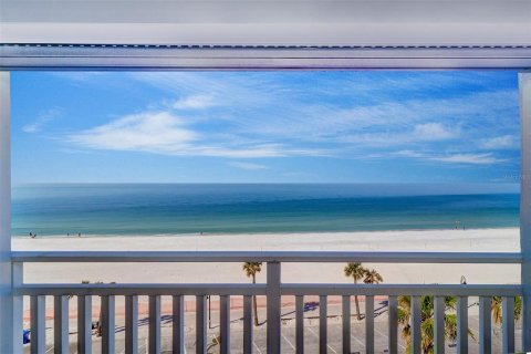 Condominio en venta en Saint Pete Beach, Florida, 2 dormitorios, 124.49 m2 № 1567496 - foto 4