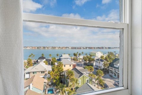 Condominio en venta en Saint Pete Beach, Florida, 2 dormitorios, 124.49 m2 № 1567496 - foto 26