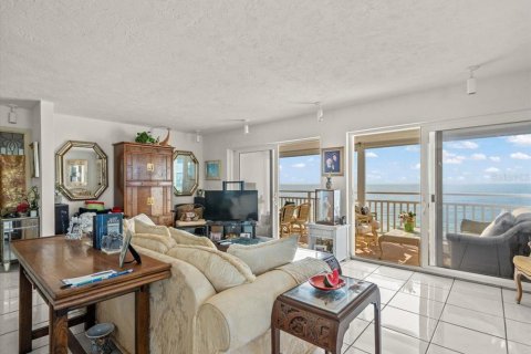 Condominio en venta en Saint Pete Beach, Florida, 2 dormitorios, 124.49 m2 № 1567496 - foto 12