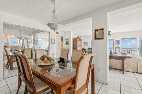 Condominio en venta en Saint Pete Beach, Florida, 2 dormitorios, 124.49 m2 № 1567496 - foto 16