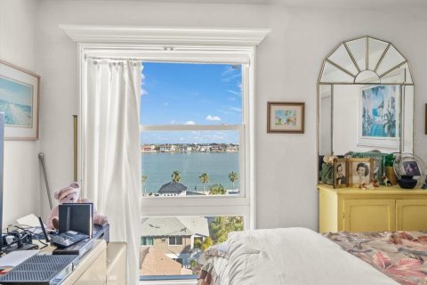 Condominio en venta en Saint Pete Beach, Florida, 2 dormitorios, 124.49 m2 № 1567496 - foto 30