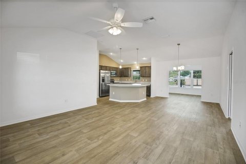 Casa en venta en The Villages, Florida, 3 dormitorios, 142.98 m2 № 2095140 - foto 29
