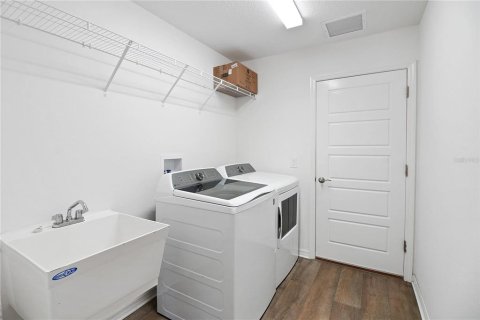 Casa en venta en The Villages, Florida, 3 dormitorios, 142.98 m2 № 2095140 - foto 26