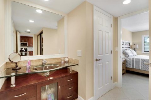 Condo in St. Lucie, Florida, 1 bedroom  № 2087619 - photo 22