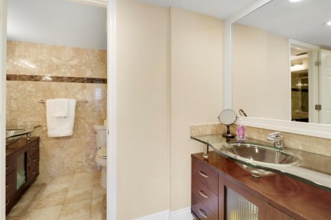 Condo in St. Lucie, Florida, 1 bedroom  № 2087619 - photo 23