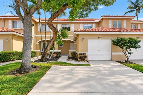 Adosado en West Palm Beach, Florida 3 dormitorios, 144.93 m2 № 2431438