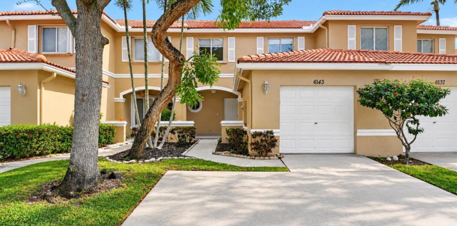 Adosado en West Palm Beach, Florida 3 dormitorios, 144.93 m2 № 2431438