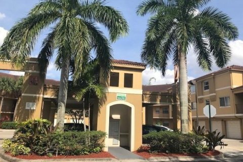 Copropriété à louer à Plantation, Floride: 3 chambres, 112.78 m2 № 2249928 - photo 2