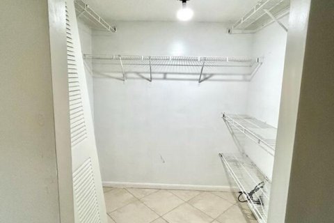Copropriété à louer à Plantation, Floride: 3 chambres, 112.78 m2 № 2249928 - photo 17