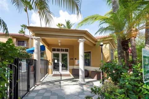Copropriété à louer à Plantation, Floride: 3 chambres, 112.78 m2 № 2249928 - photo 23