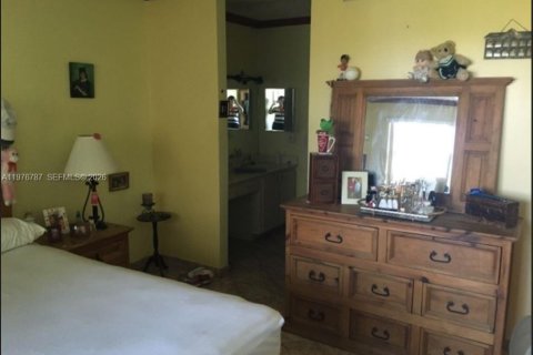 Touwnhouse à louer à Miami, Floride: 2 chambres, 141.21 m2 № 2046075 - photo 9