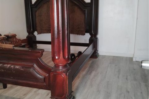 Condominio en venta en Kenneth City, Florida, 2 dormitorios, 81.29 m2 № 1913352 - foto 6
