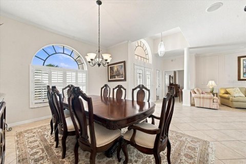 House in Weeki Wachee, Florida 3 bedrooms, 245.63 sq.m. № 2393677 - photo 13