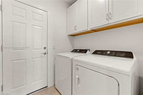 Casa en venta en Ave Maria, Florida, 3 dormitorios, 144.74 m2 № 1938661 - foto 21