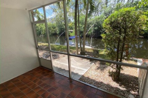Condo in Fort Lauderdale, Florida, 2 bedrooms  № 2082539 - photo 9