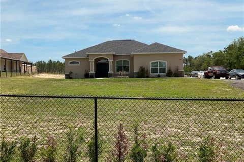 House in Brooksville, Florida 3 bedrooms, 168.9 sq.m. № 2098153 - photo 4