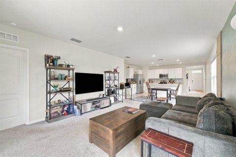 Villa ou maison à vendre à Kissimmee, Floride: 3 chambres, 156.08 m2 № 2396547 - photo 11
