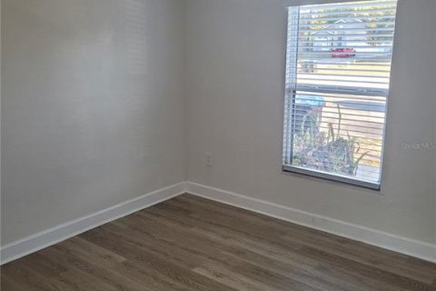 Townhouse in Apopka, Florida 2 bedrooms, 64.85 sq.m. № 2148682 - photo 12