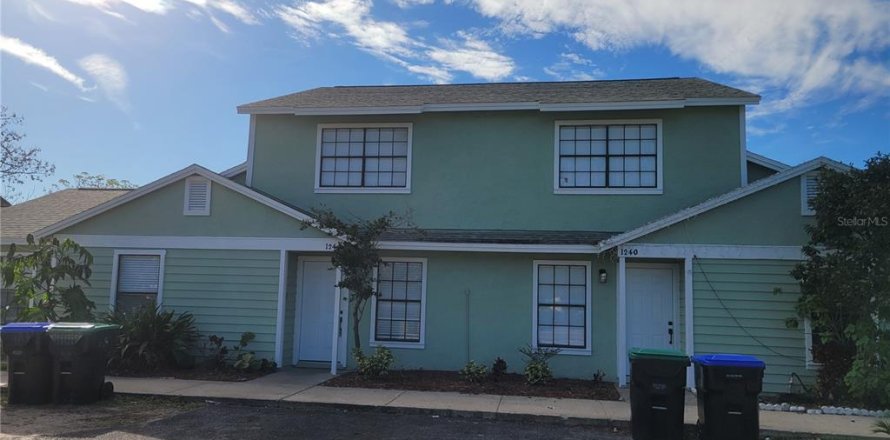 Townhouse in Apopka, Florida 2 bedrooms, 64.85 sq.m. № 2148682