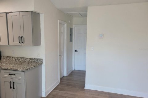 Townhouse in Apopka, Florida 2 bedrooms, 64.85 sq.m. № 2148682 - photo 8