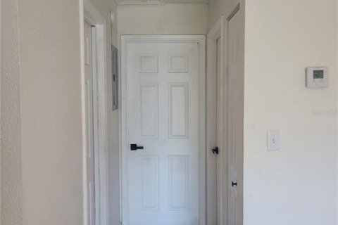 Townhouse in Apopka, Florida 2 bedrooms, 64.85 sq.m. № 2148682 - photo 15