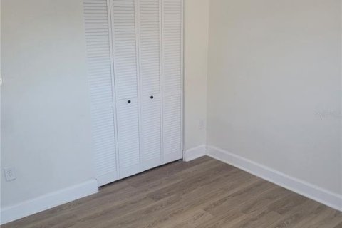 Townhouse in Apopka, Florida 2 bedrooms, 64.85 sq.m. № 2148682 - photo 11