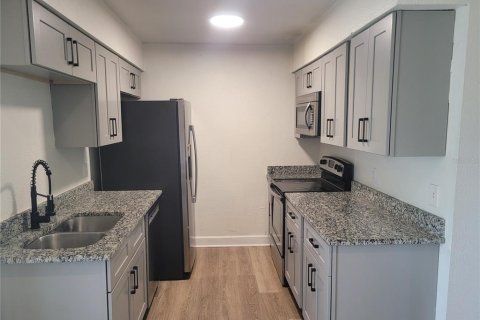 Townhouse in Apopka, Florida 2 bedrooms, 64.85 sq.m. № 2148682 - photo 20